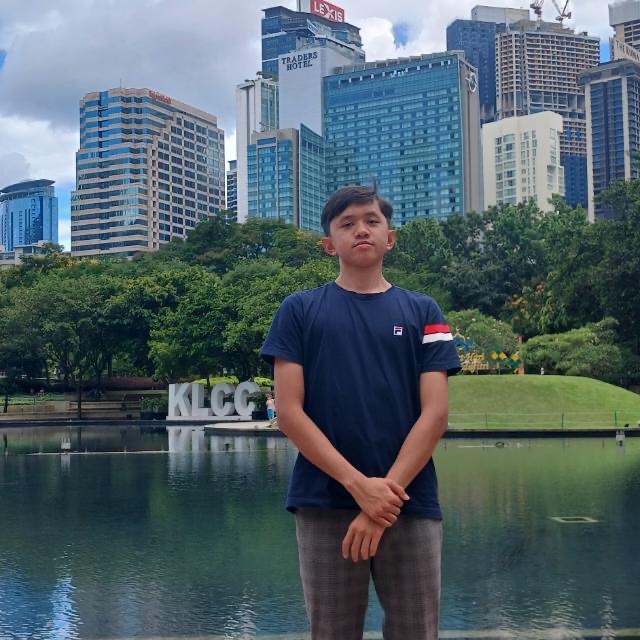 Foto Profil Budi Santoso